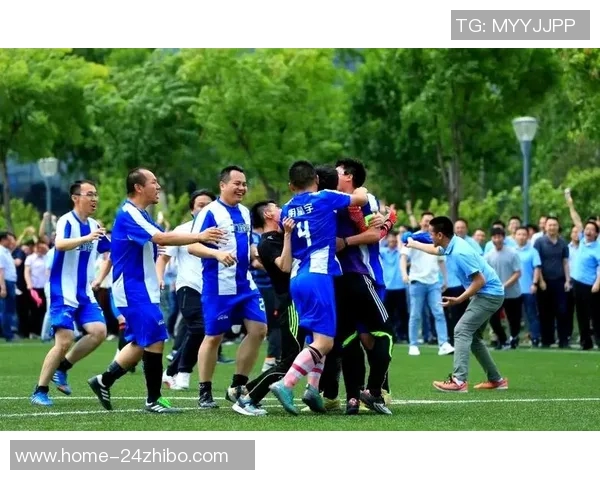 足球平台助力全民健身让更多人享受足球带来的快乐与激情 足球平台助力全民健身让更多人享受足球带来的快乐与激情