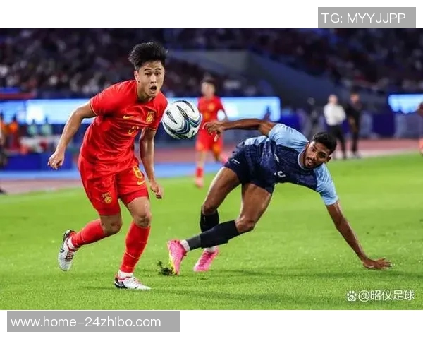 印度足球队员的崛起与挑战：探索他们在国际赛场上的表现与未来发展